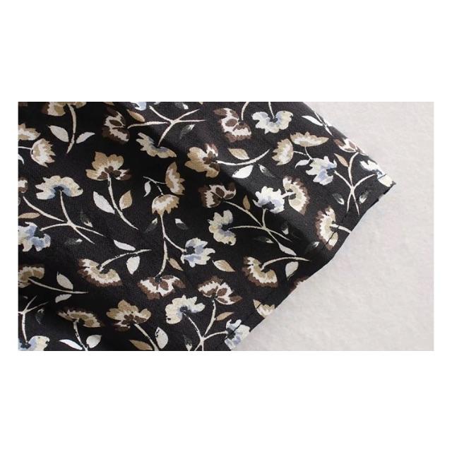 ZARA(ザラ)の🍁秋先行🍁2015◆black 花柄 ハイネック ワンピース レディースのワンピース(ひざ丈ワンピース)の商品写真