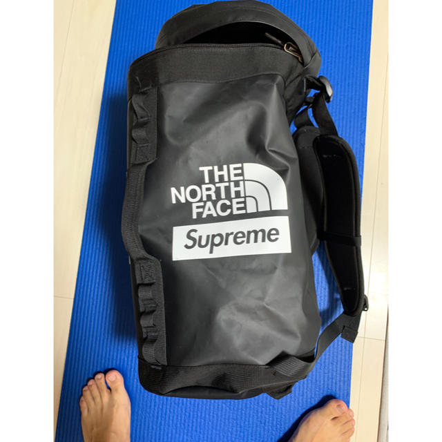 Supreme(シュプリーム)の二回使用　美品　THE NORTH FACE Supreme Backpack  メンズのバッグ(バッグパック/リュック)の商品写真