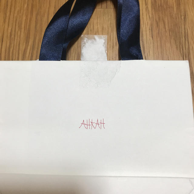 AHKAH(アーカー)のアーカー✨紙袋✨ レディースのバッグ(ショップ袋)の商品写真