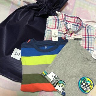 ギャップ(GAP)のGAP 子供服　新品 タグ付き　110cm(Tシャツ/カットソー)