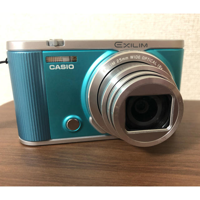 CASIO(カシオ)のCASIO EXILIM ex_zr1800 スマホ/家電/カメラのカメラ(コンパクトデジタルカメラ)の商品写真