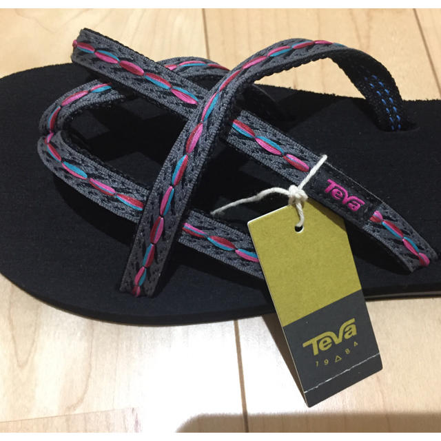 Teva(テバ)のTeva テバ レディースサンダル オロワフ レディースの靴/シューズ(サンダル)の商品写真