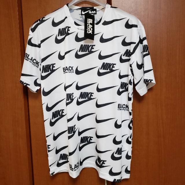 BLACK COMME des GARCONS(ブラックコムデギャルソン)の【新品】【レア】BLACK COMME des GARCONS NIKE CDG メンズのトップス(Tシャツ/カットソー(半袖/袖なし))の商品写真