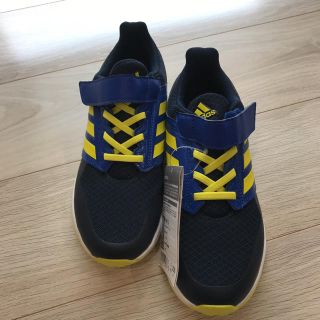 アディダス(adidas)のアディダススニーカー　23センチ(スニーカー)