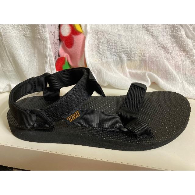 Teva(テバ)のTeva テバ オリジナルユニバーサル サンダル 黒 レディース 25cm レディースの靴/シューズ(サンダル)の商品写真