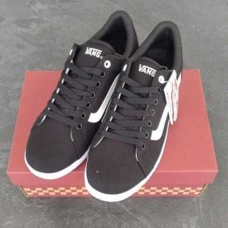 ヴァンズ(VANS)のVANS スニーカー 23.5cm (スニーカー)