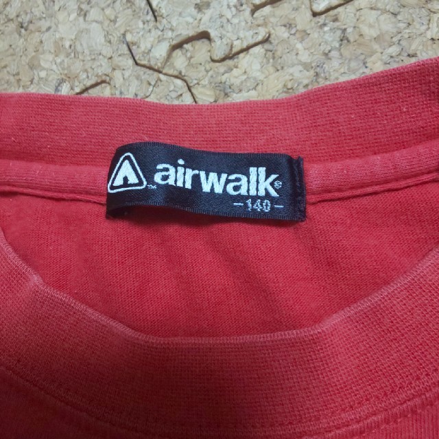AIRWALK(エアウォーク)のairwalk　Tシャツ　140 キッズ/ベビー/マタニティのキッズ服男の子用(90cm~)(Tシャツ/カットソー)の商品写真