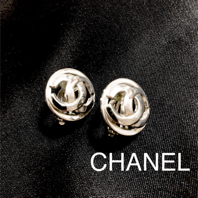 CHANEL シャネル イヤリング＋おまけ付(空箱付)