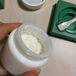 ドゥラメール(DE LA MER)のDE LA MER ザ・モイスチャライジング ソフト クリーム（60mL）(フェイスクリーム)