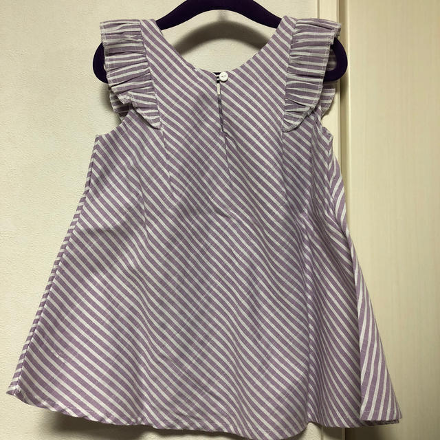 Tシャツ キッズ/ベビー/マタニティのキッズ服女の子用(90cm~)(Tシャツ/カットソー)の商品写真