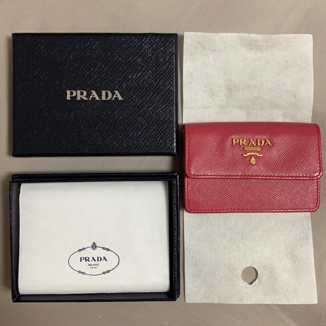 PRADA サフィアーノ カードケース