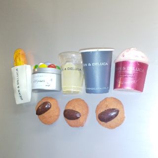 ディーンアンドデルーカ(DEAN & DELUCA)のDEAN & DELUCA マグネット5個+アーモンドクッキーマグネット3個(ノベルティグッズ)