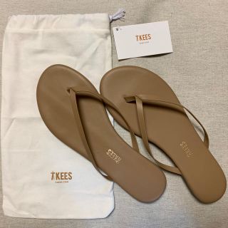 ドゥーズィエムクラス(DEUXIEME CLASSE)の❗️最終値下げ❗️TKEES ティキーズ　サンダル　新品　Beach Bum(ビーチサンダル)