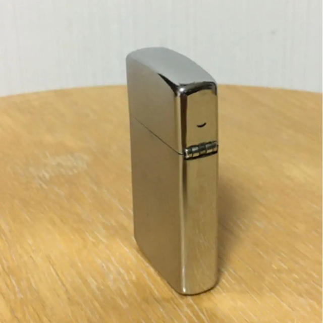 ZIPPO(ジッポー)の Zippo ソリッド スリム メンズのファッション小物(タバコグッズ)の商品写真