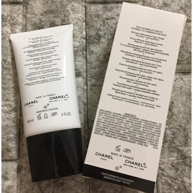 CHANEL(シャネル)のシャネル  MOUSSE DOUCEUR  クレンザー 150ml  コスメ/美容のスキンケア/基礎化粧品(洗顔料)の商品写真