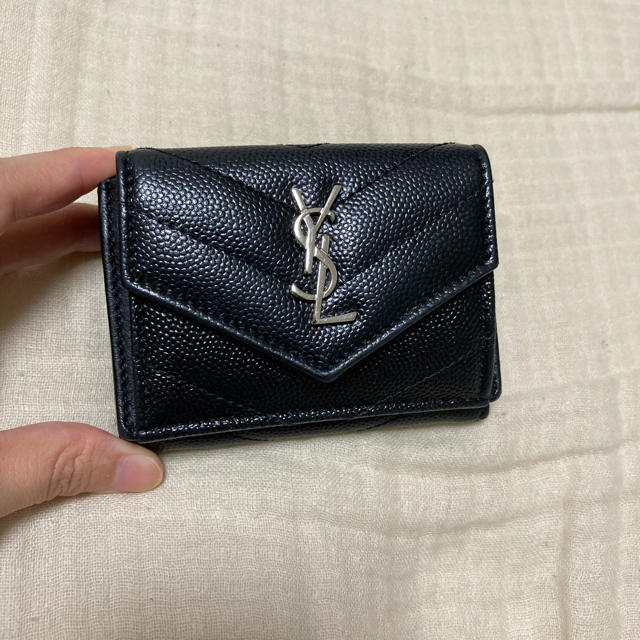 Saint Laurent(サンローラン)のイブサンローラン 三つ折り ミニ 財布 レディースのファッション小物(財布)の商品写真