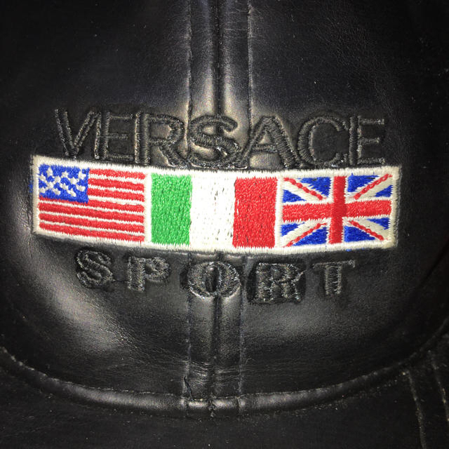 VERSACE(ヴェルサーチ)のVERSACEキャップ メンズの帽子(キャップ)の商品写真