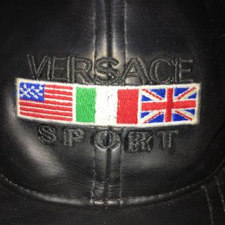 ヴェルサーチ(VERSACE)のVERSACEキャップ(キャップ)