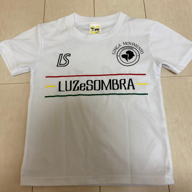 LUZ(ルース)のLUZ e SOMBRA 120 白　プラシャツ スポーツ/アウトドアのサッカー/フットサル(ウェア)の商品写真