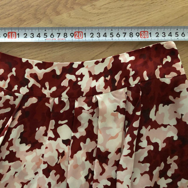 LOUNIE(ルーニィ)のルーニィ☆とろみ 柄スカートsize 38  レディースのスカート(ひざ丈スカート)の商品写真