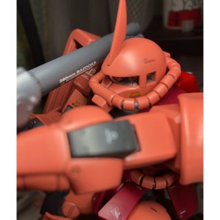 MG シャア専用ザクII ver.2.0 完成品(模型/プラモデル)