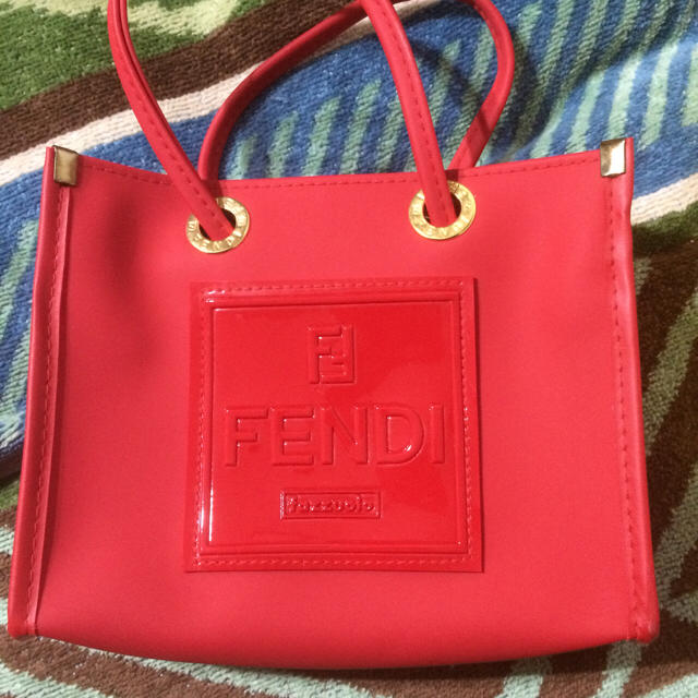 FENDI(フェンディ)のミニバッグ レディースのバッグ(その他)の商品写真