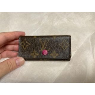 ルイヴィトン(LOUIS VUITTON)の【正規中古品】ルイヴィトン モノグラム ピンク 4連キーケース(キーケース)