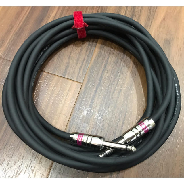 プロビデンス製 LE501シリーズ 2m BLACK LE501 Providence SL ギターケーブル ブラック 最安 2m プロビデンス製 LE501シリーズ 2m BLACK LE501 Providence SL ギターケーブル ブラック 最安 2m