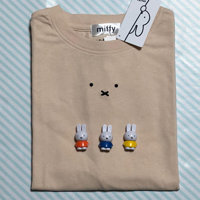 Avail(アベイル)の☆大人気☆アベイル　ミッフィー 顔刺繍Tシャツ レディースのトップス(Tシャツ(半袖/袖なし))の商品写真