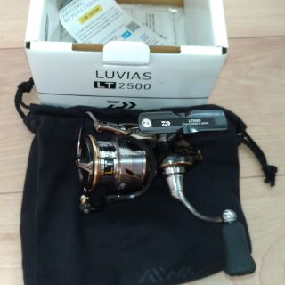 ダイワ(DAIWA)のもんちゃん専用　ルビアスlt2500美品　 日本製　フルベアリング(リール)