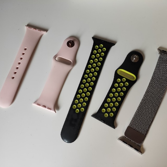 Apple Watch(アップルウォッチ)の専用　Apple watch series4 40mm ゴールドアルミニウム メンズの時計(腕時計(デジタル))の商品写真