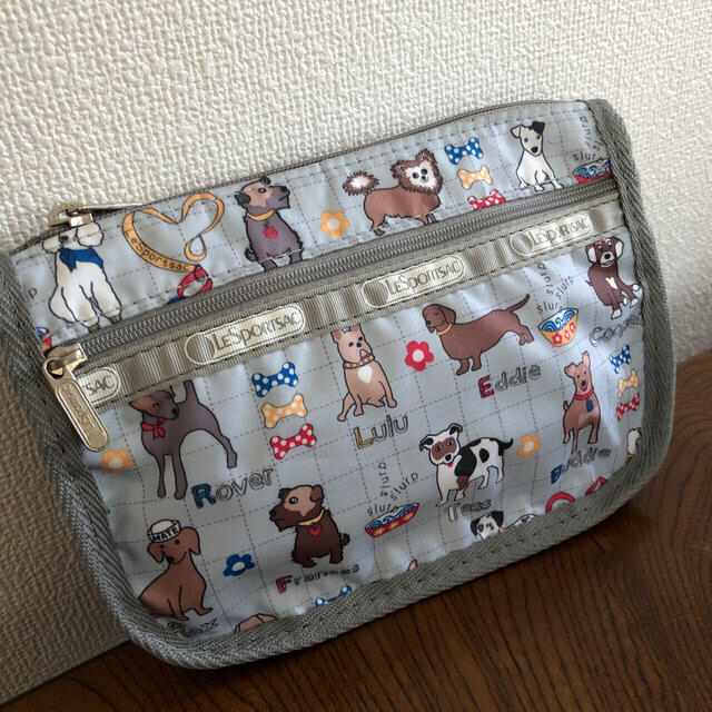 LeSportsac(レスポートサック)のレスポートサック ポーチ レディースのファッション小物(ポーチ)の商品写真