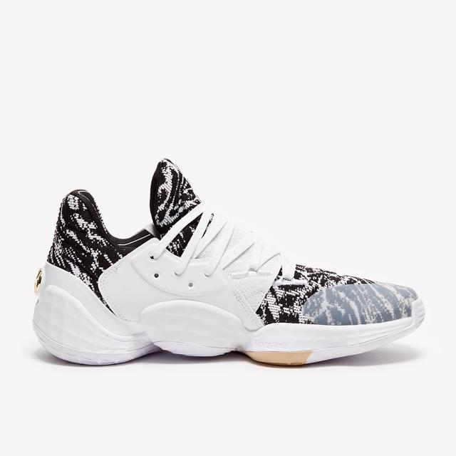 Adidas Adidas Harden Vol 4 ジェームズハーデンの通販 By Jordan Sneakers S Shop アディダス ならラクマ