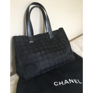 シャネル(CHANEL)の（美品）シャネルニュートラベルライントートMMサイズ(トートバッグ)