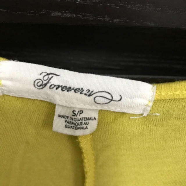 FOREVER 21(フォーエバートゥエンティーワン)のFOREVER21 ★ トップス レディースのトップス(カットソー(半袖/袖なし))の商品写真