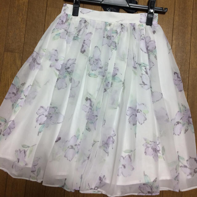 Noela(ノエラ)のNoela 花柄スカート♡ レディースのスカート(ひざ丈スカート)の商品写真