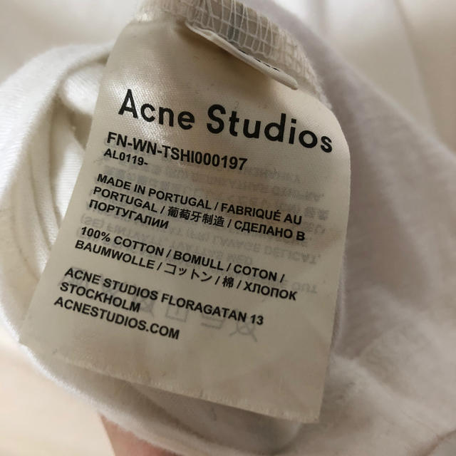 ACNE(アクネ)のacne studios バックロゴT レディースのトップス(Tシャツ(半袖/袖なし))の商品写真