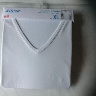 ユニクロ(UNIQLO)のユニクロ ＡＩＲｉｓｍ　ＶネックＴ 半袖(Tシャツ/カットソー(半袖/袖なし))