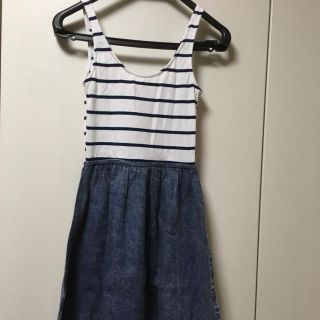 エイチアンドエム(H&M)のワンピース　H&M(ひざ丈ワンピース)