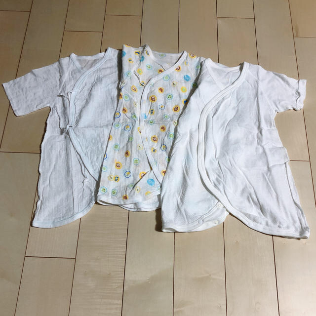 ラム様専用 コンビ肌着5枚 キッズ/ベビー/マタニティのベビー服(~85cm)(肌着/下着)の商品写真