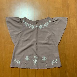 ウィルセレクション(WILLSELECTION)の新品☆ ウィルセレクションのお花刺繍入り半袖プルオーバー(シャツ/ブラウス(半袖/袖なし))