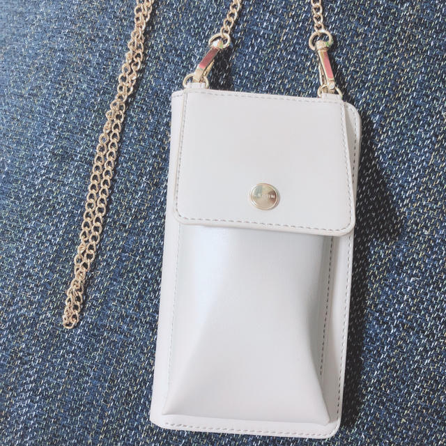 LEPSIM(レプシィム)のレプシィム　縦長お財布携帯ケース レディースのファッション小物(財布)の商品写真