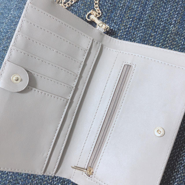 LEPSIM(レプシィム)のレプシィム　縦長お財布携帯ケース レディースのファッション小物(財布)の商品写真