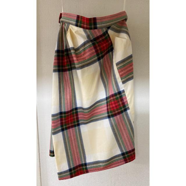 Vivienne Westwood(ヴィヴィアンウエストウッド)のヴィヴィアン　ウエストウッド　6500円から値下げ　新品　チェックスカート レディースのスカート(ひざ丈スカート)の商品写真