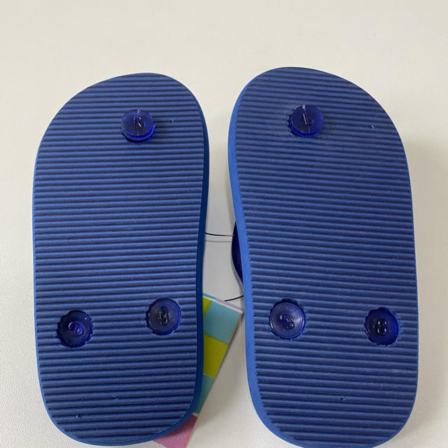 F.O.KIDS(エフオーキッズ)の新品未使用　ビーチサンダル　サンダル　キッズ　タグ付き　サイズ15cm 　 キッズ/ベビー/マタニティのキッズ靴/シューズ(15cm~)(サンダル)の商品写真