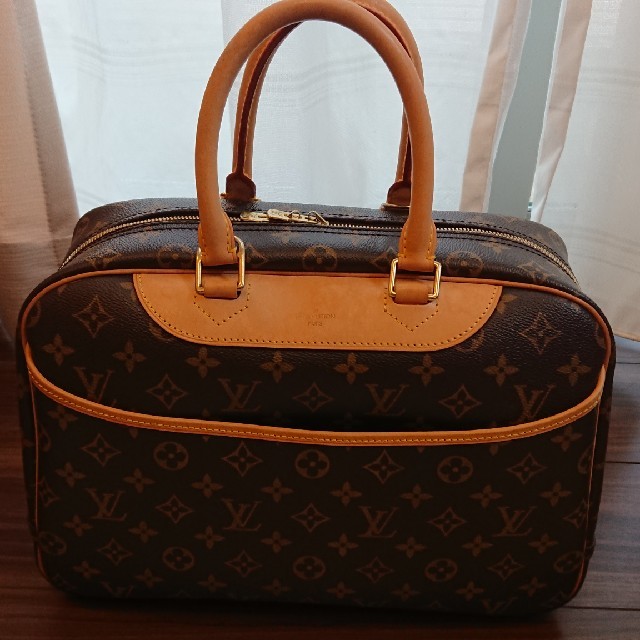 18%OFF】 LOUIS VUITTON ドーヴィル ハンドバッグ ルイ・ヴィトン