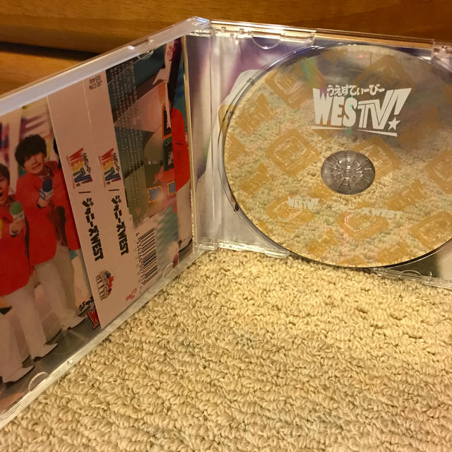 ジャニーズWEST(ジャニーズウエスト)のWESTV!（通常盤） エンタメ/ホビーのCD(ポップス/ロック(邦楽))の商品写真