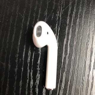 アップル(Apple)のsmile mama様専用ページ AirPods2 Apple純正 左第二世代(ストラップ/イヤホンジャック)