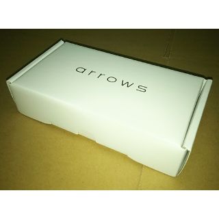 アローズ(arrows)のarrows M05 ホワイト SIMフリー 未開封、新品  即日発送 送料無料(スマートフォン本体)