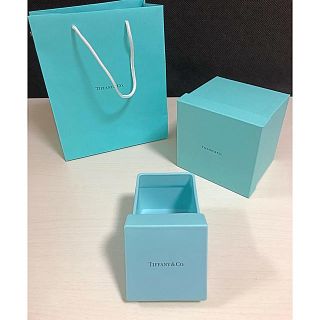 ティファニー(Tiffany & Co.)のティファニーボックス　ボーンチャイナ(陶器)(小物入れ)